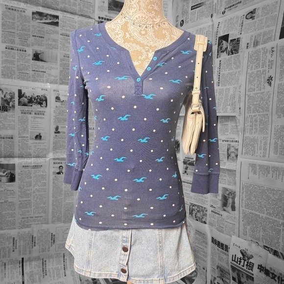 Hollister M Navy Blue Henley Top Logo Polka Dot Print Long Sleeve Stretch Tee - Picture 1 of 6